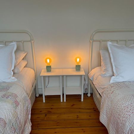 Fantastic Victorian House, Excellent City Location - Cambridge Homehost Bagian luar foto