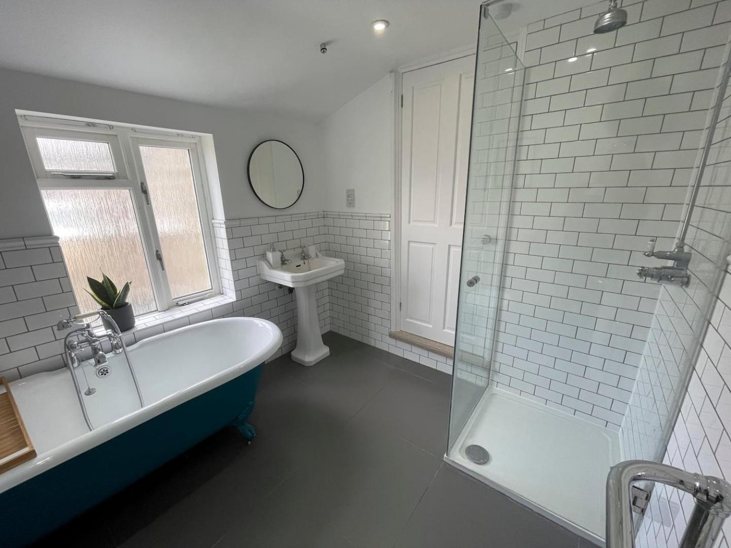 Fantastic Victorian House, Excellent City Location - Cambridge Homehost Bagian luar foto